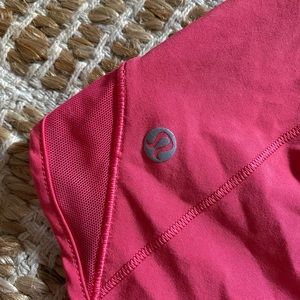 Lululemon size 2 pink shorts